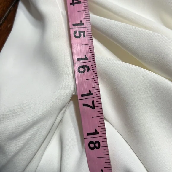 Lulu's White One Shoulder Side Pleated Side Slit Dress Sz S NWT - Picture 11 of 12